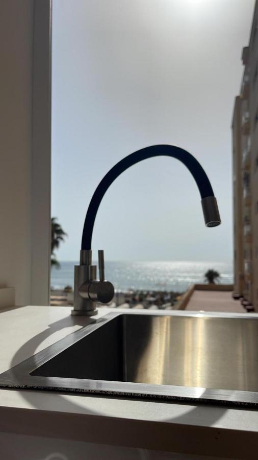 Torremolinos,Estudio Junto Al Mar En La Carihuela Buitenkant foto
