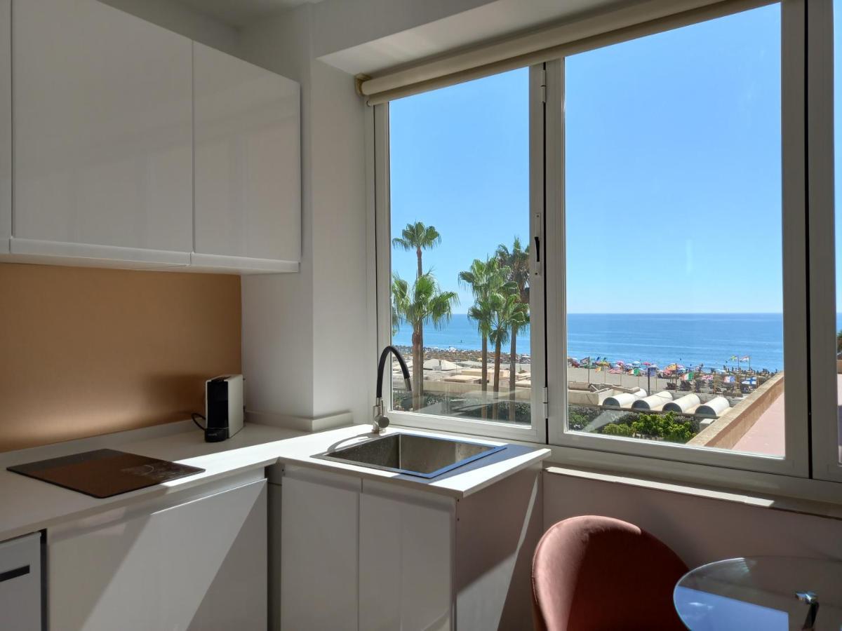 Torremolinos,Estudio Junto Al Mar En La Carihuela Buitenkant foto