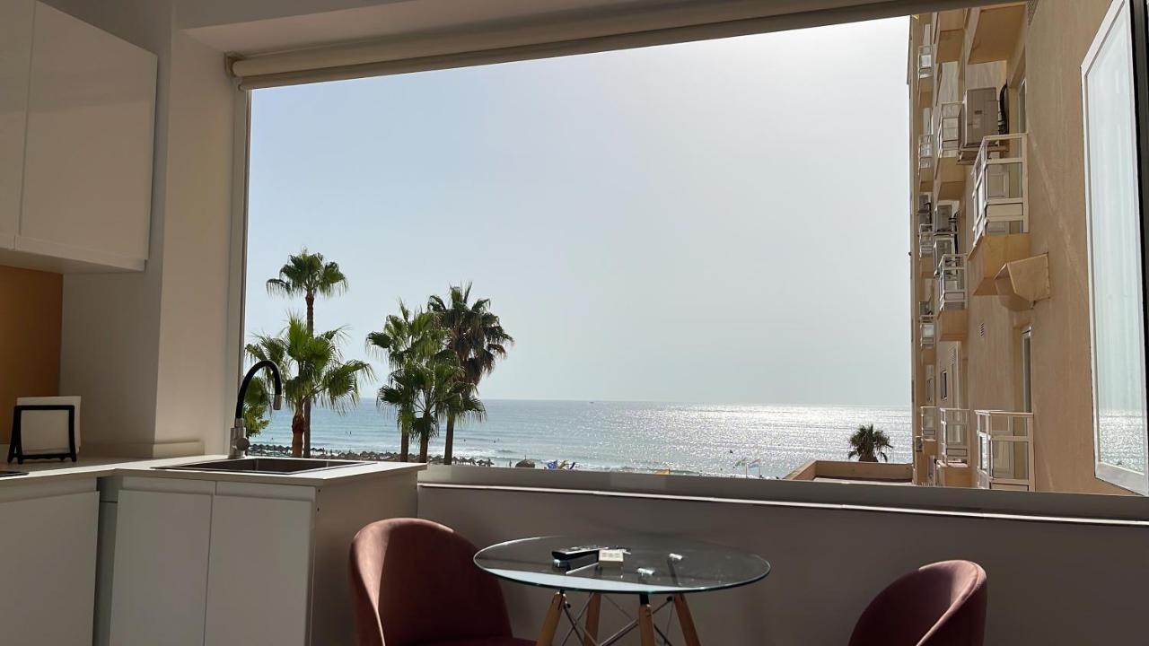 Torremolinos,Estudio Junto Al Mar En La Carihuela Buitenkant foto